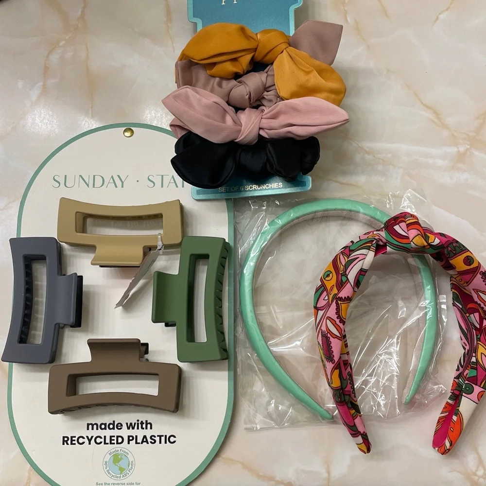 Hair accessories lot